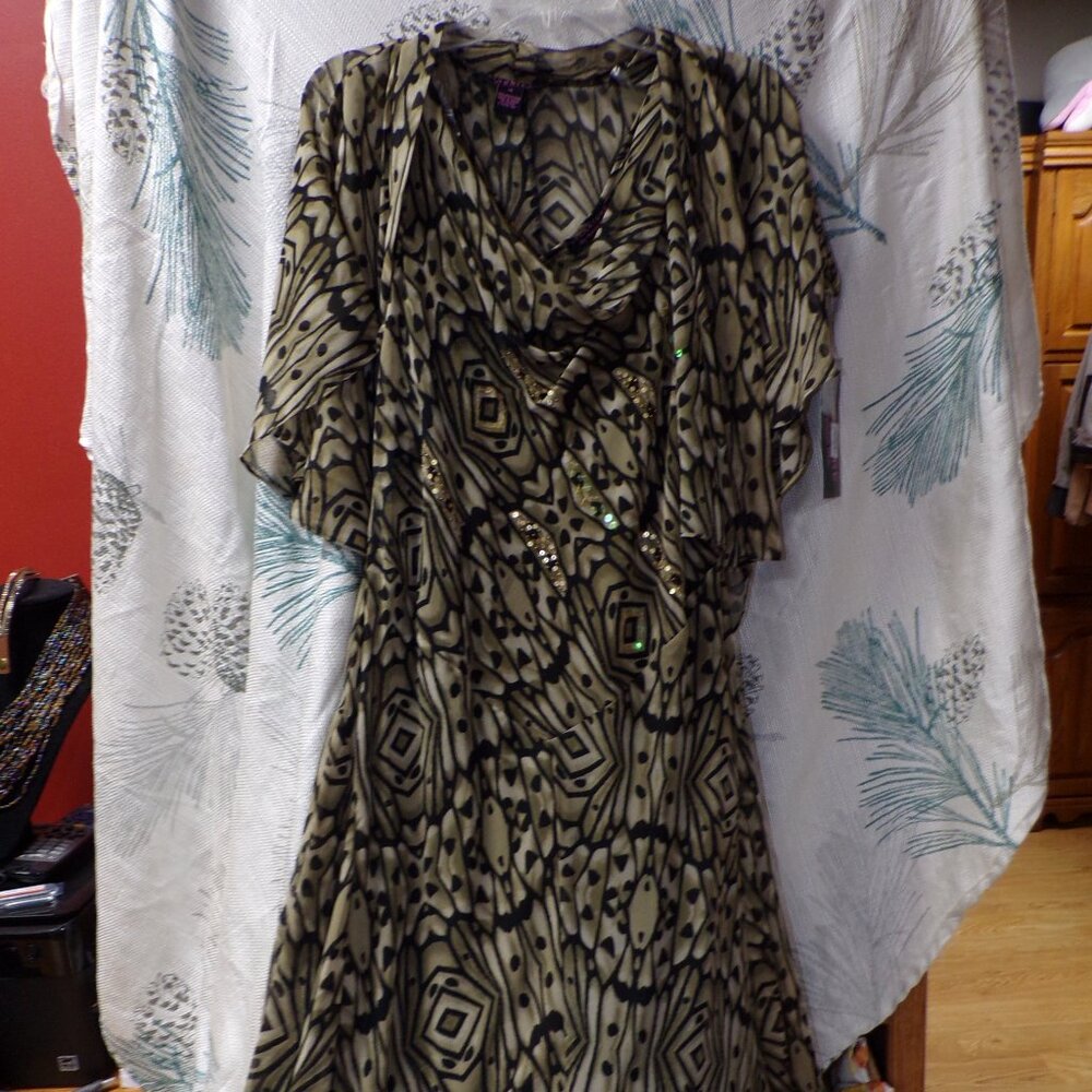 Signature by Robbie Bee NWT Sz 14 lined dress w/cape jacket